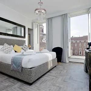 2* בית הארחה Della Croce Luxury